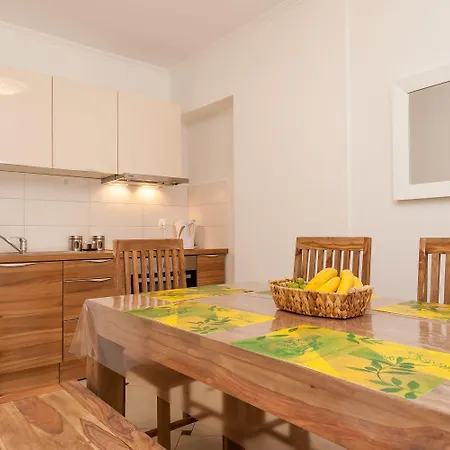 Modernes Mit Klima, Wifi, Terrasse 公寓 巴斯卡