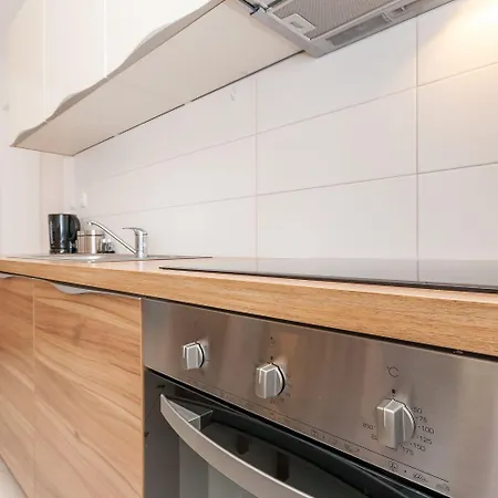 Modernes Mit Klima, Wifi, Terrasse